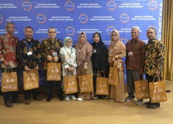 Some Lecturers Of Faculty Of Economics and Business University Of Muhammadiyah Sumatera Utara  Join An International Seminar 2019 In Yogya ICPM “Corporate and Business Sustainability in the Global World”