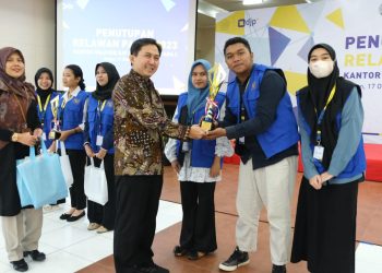 Team Manajemen Pajak Meraih Juara 2 Cerdas Cermat Perpajakan