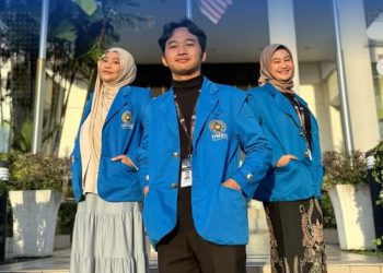 TIGA MAHASISWA MANAJEMEN FEB UMSU MENGIKUTI PROGRAM MOBILITY STUDENT DI  MALAYSIA