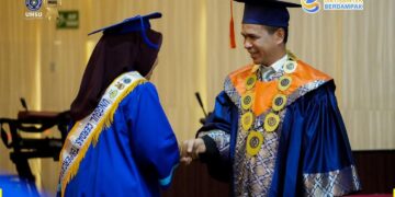 GENERASI EMAS FEB UMSU: 419 WISUDAWAN RAIH GELAR SARJANA