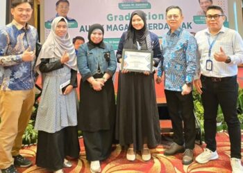 KELOMPOK TERBAIK II PROGRAM MAGANG BERDAMPAK APINDO UMKM: KONTRIBUSI ADINDA HARYANTI SIREGAR BERSAMA KELOMPOK JAMU NISWAH