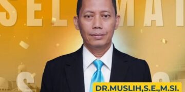 Selamat  Kepada Dr. Muslih, S.E., M.Si. Dosen FEB UMSU Dalam Mengikuti Ujian Sidang Terbuka Program Studi Doktor Ekonomi Syariah UINSU Medan.