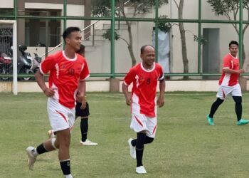 Lima Gol Bersarang, FEB UMSU Libas FIKTI 5-2 Di Piala Rektor
